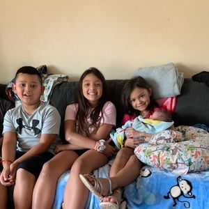 Meet your Posher, Mirza